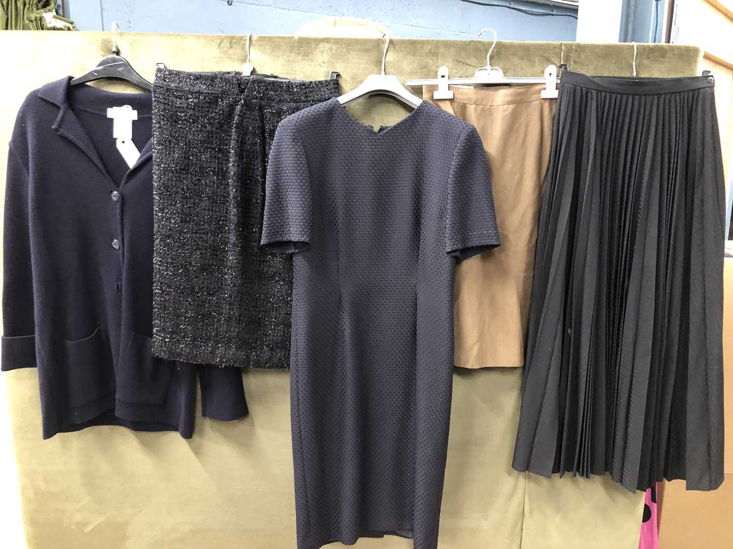Lot 164 - Jaeger women's clothing - to include a navy...