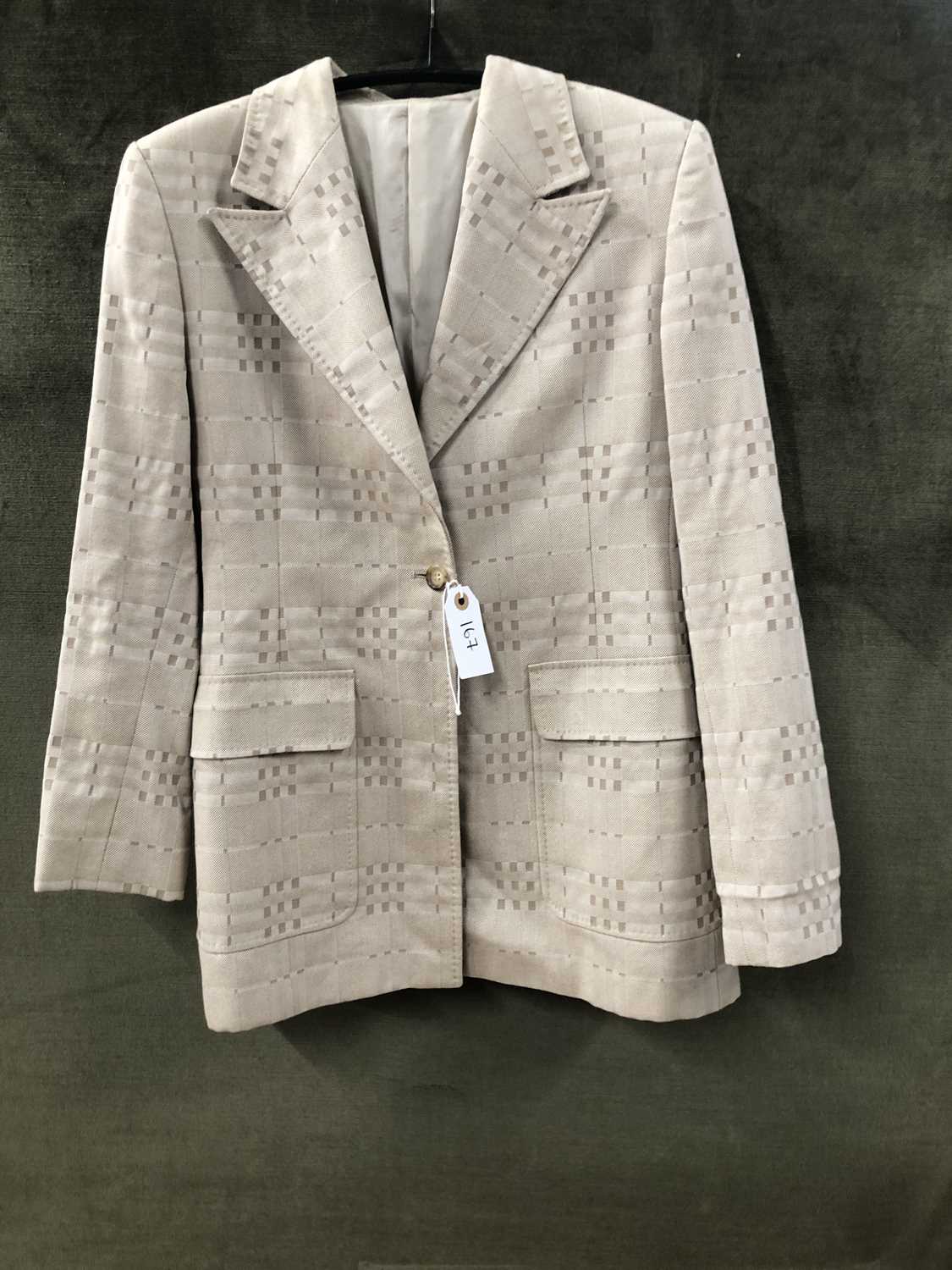 Lot 167 - A size 8 ladies' Burberry London cream blazer.