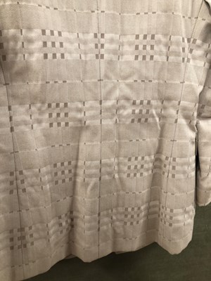 Lot 167 - A size 8 ladies' Burberry London cream blazer.
