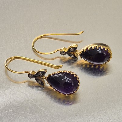 Lot 62 - A pair of antique-style pear-shaped oval...