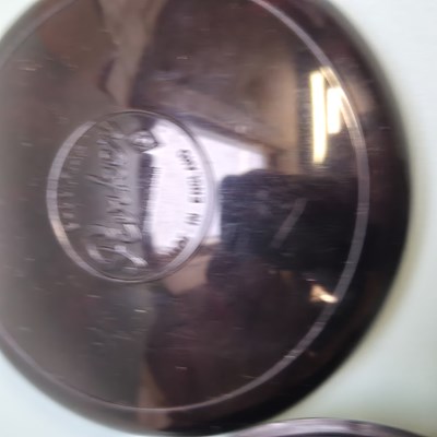 Lot 32 - Jewellery- an unhallmarked silver For King and...