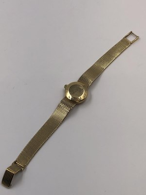 Lot 33 - A 9ct hallmarked gold Eterna.matic Sahida...