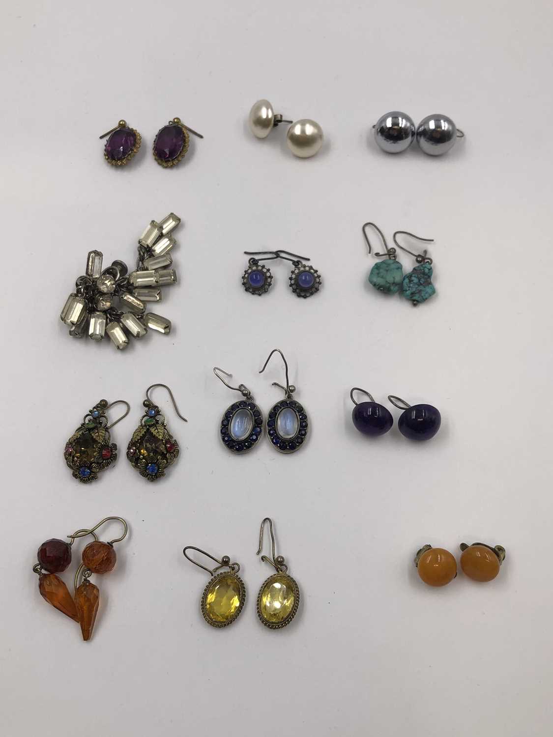 Lot 37 - Twelve pairs of various antique and later...