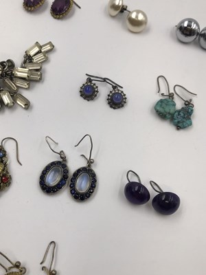 Lot 37 - Twelve pairs of various antique and later...