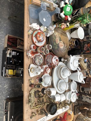 Lot 497 - Simplicity Gold tea wares, some brass ware,...