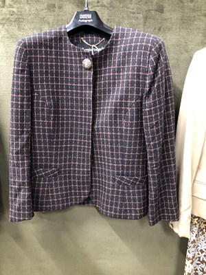 Lot 180 - Louis Feraud/Deraud clothing to include - A...