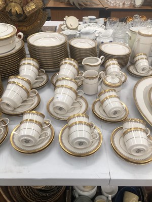 Lot 583 - A Noritake Edinburgh pattern dinner, tea and...