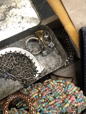 Lot 67 - A large collection of jewellery and...