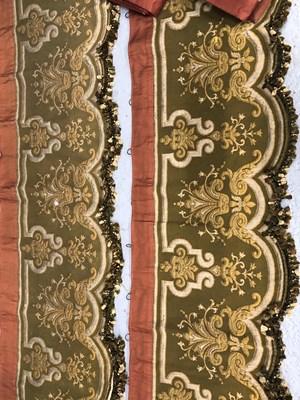 Lot 285 - A set of late 19th/early 20th century woven...
