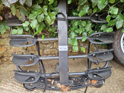 Lot 712 - A bicycle rack for a car.