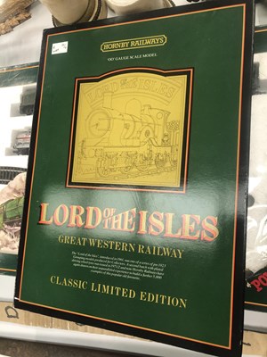 Lot 591 - A boxed Palitoy 00 guage Express Freight...