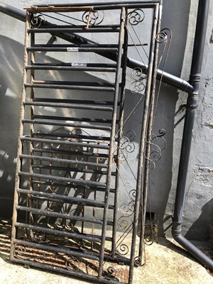 Lot 740 - A pair of driveway gates etc.