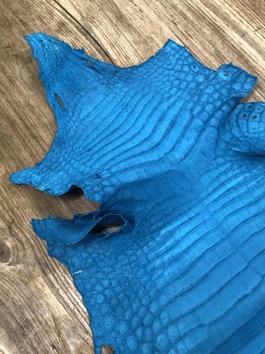 Lot 193 - A Hermes leather lizard skin hide