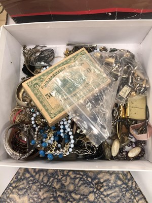 Lot 597 - Porcelain thimbles, dress jewellery together...
