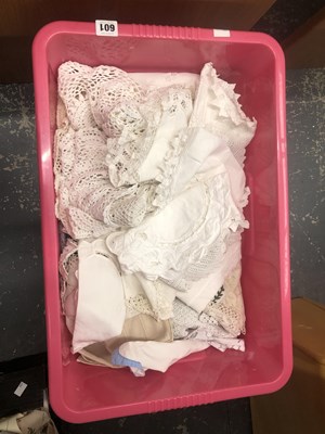 Lot 601 - Table linen and lace together with some garments