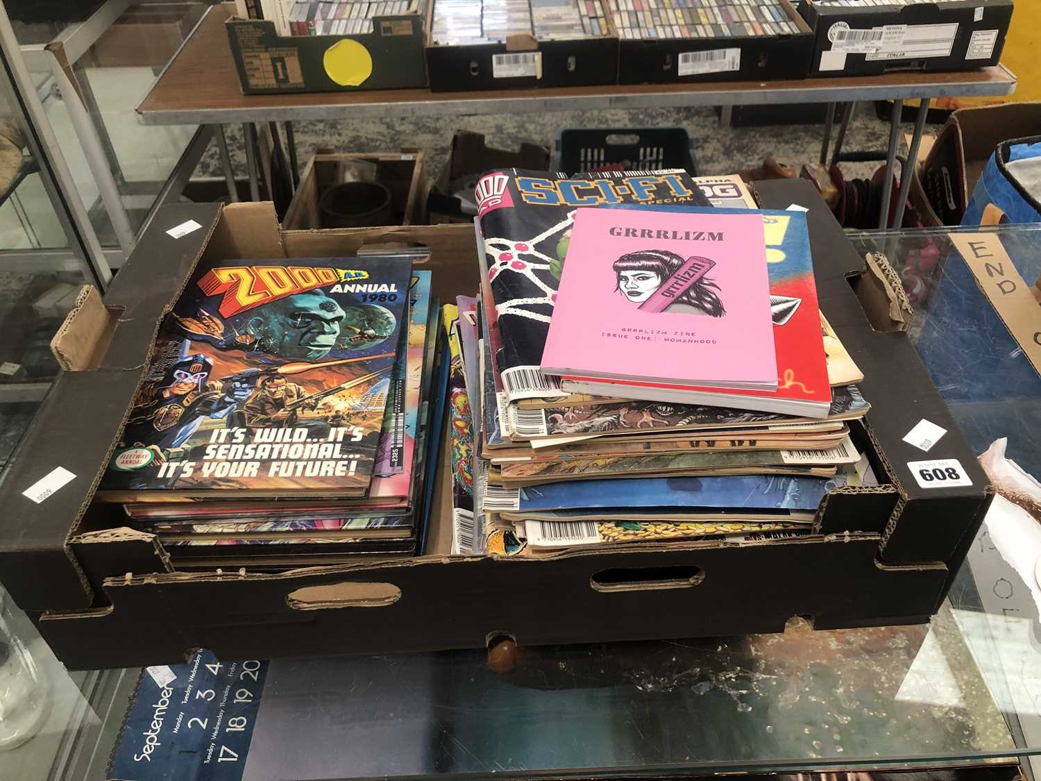 Lot 608 - Sci-Fi AD 2000 magazines and annuals