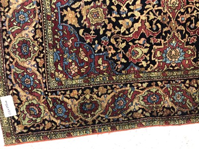Lot 673 - An antique Persian Keshan/Isfahan rug. 138 x...