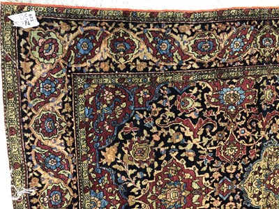 Lot 673 - An antique Persian Keshan/Isfahan rug. 138 x...
