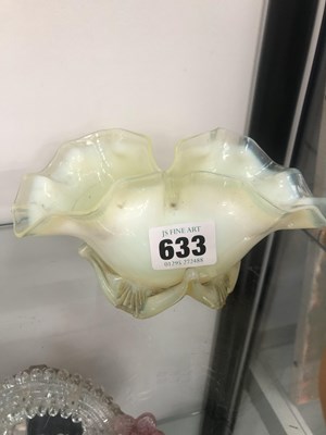 Lot 633 - A pair of Worcester blush vases together with...