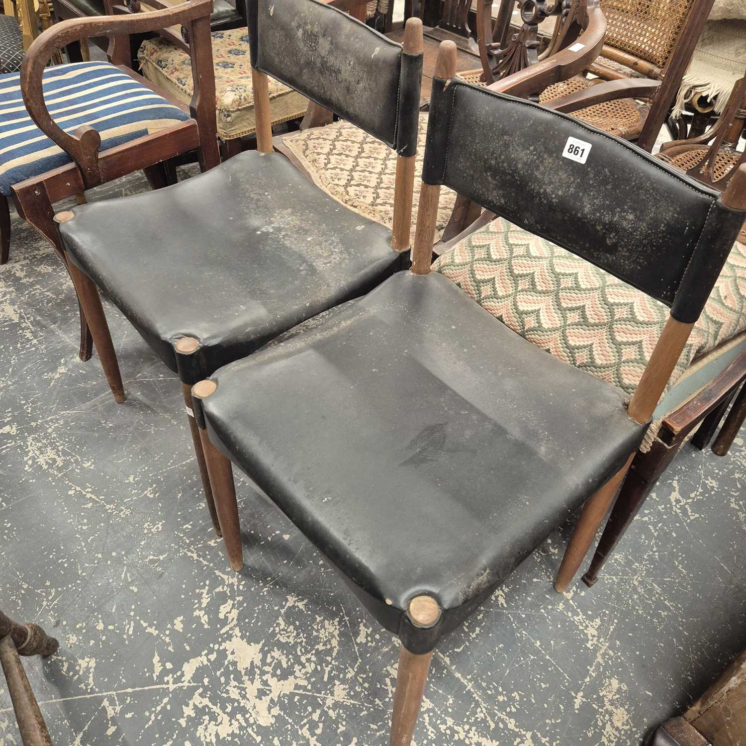 Lot 861 - A pair of mid century, retro side chairs.