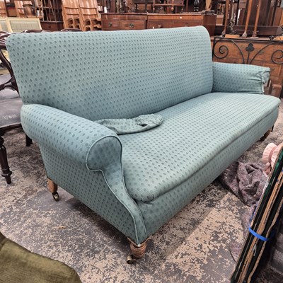 Lot 952 - A large Victorian three seat settee / sofa.
