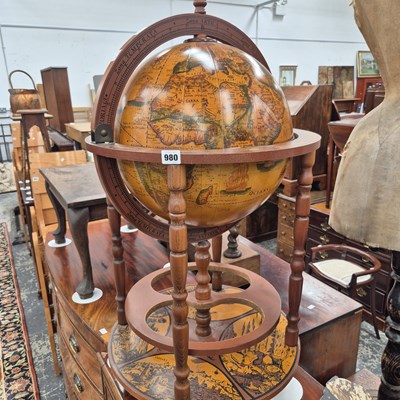 Lot 980 - A Globe form drinks cabinet.