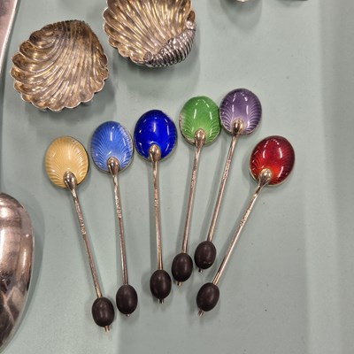 Lot 85 - Hallmarked silver- a cased set of six...