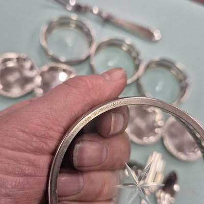 Lot 89 - Four Manning Bowman & Co. circa 1930s glass...