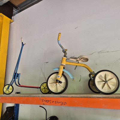 Lot 760 - A raliegh tricycle and a scooter.