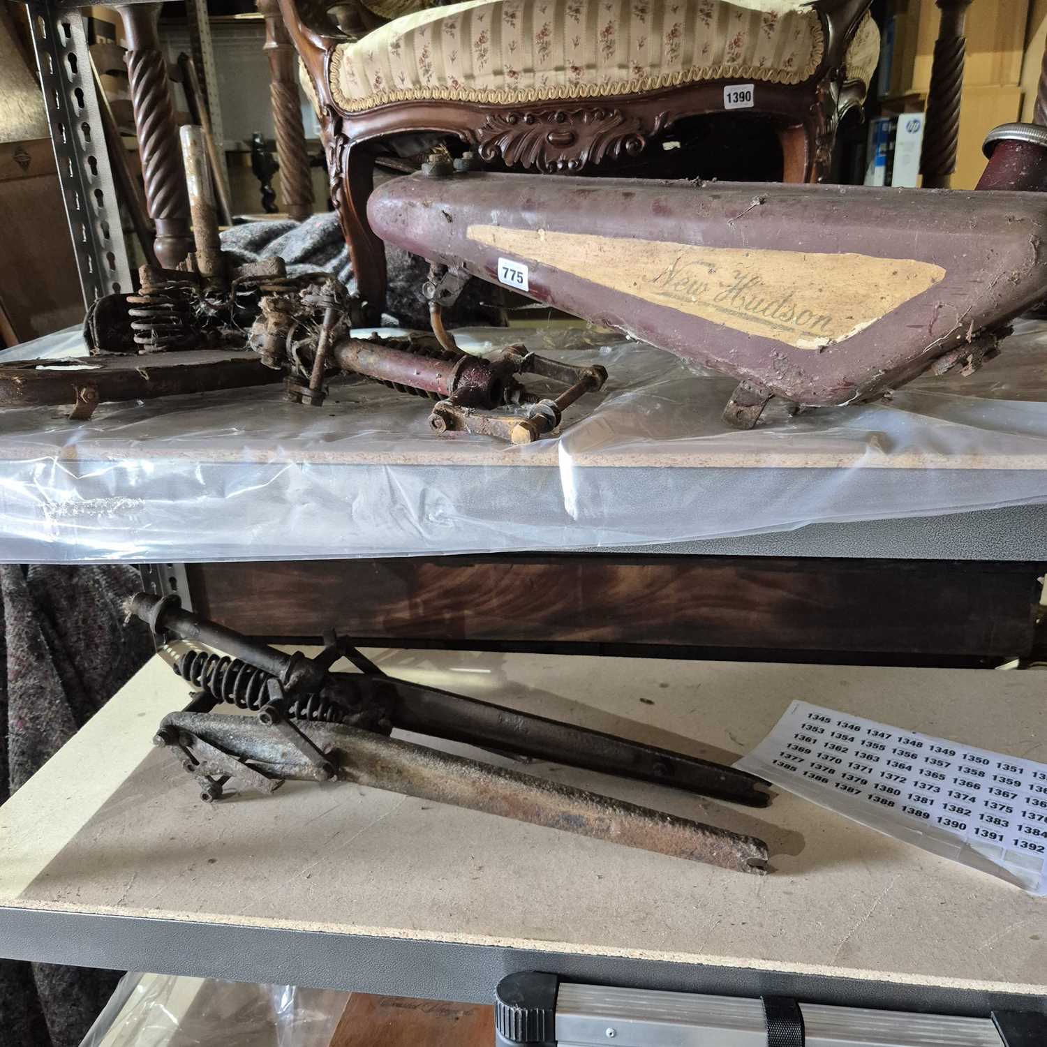 Lot 775 - A New hudson motorcycle fuel tank, chain...