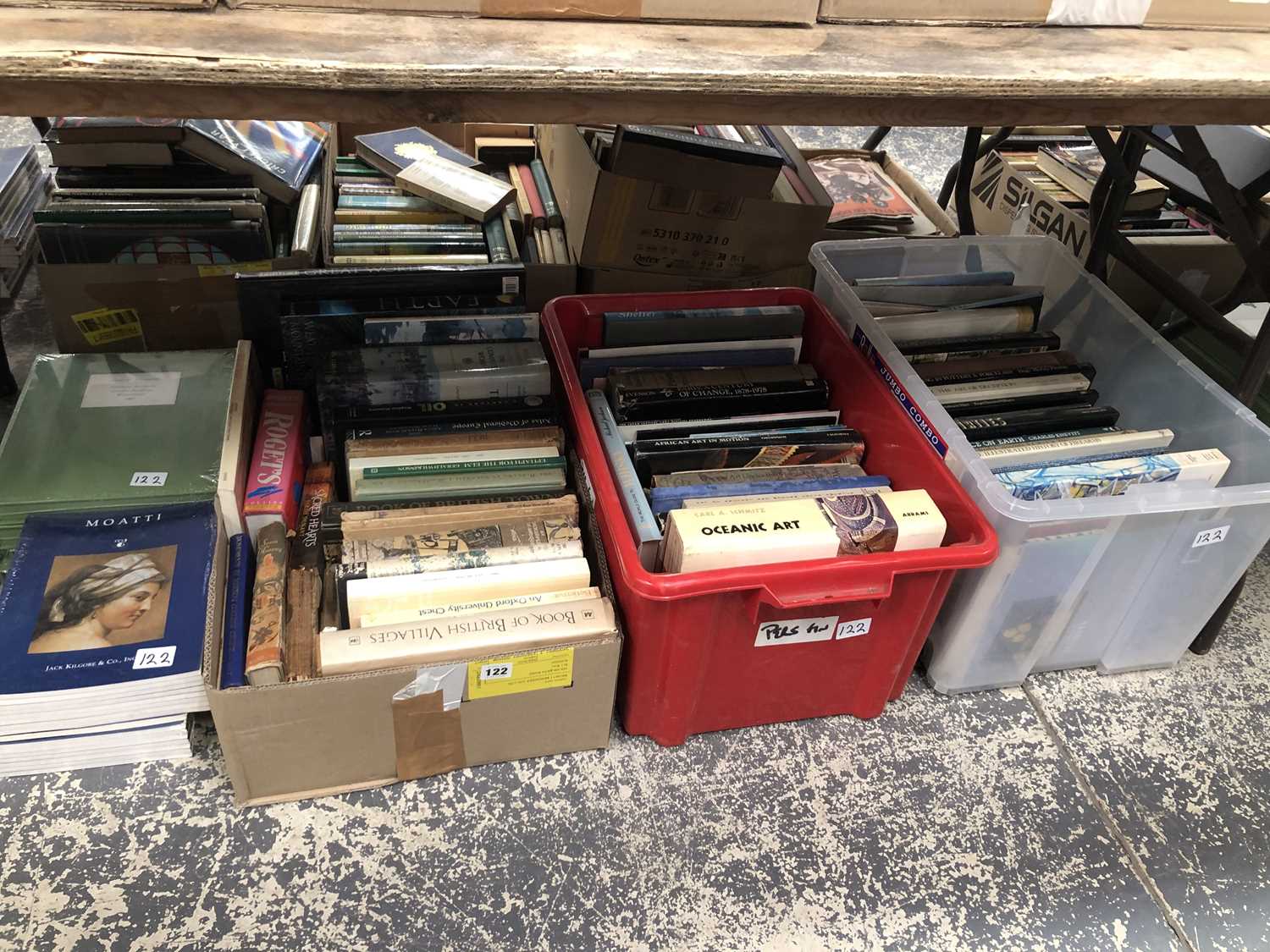Lot 122 - Books- a large collection- Oceanic Art, Book...