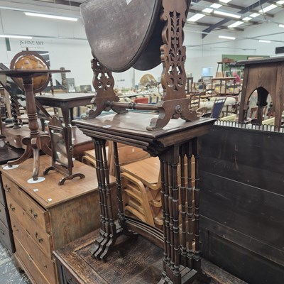 Lot 1008 - An Edwardian nest of four occasional tables...