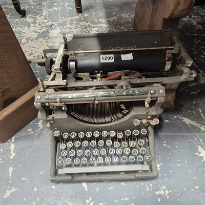 Lot 1200 - An Underwood typewriter