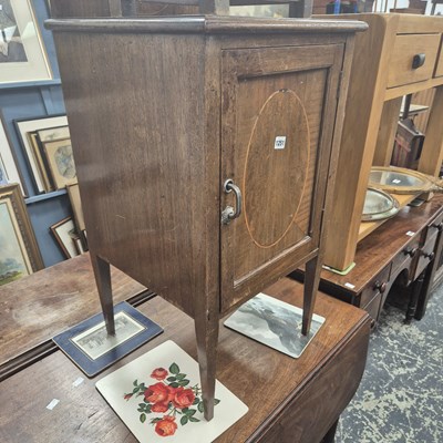 Lot 1251 - An Edwardian bedside cabinet