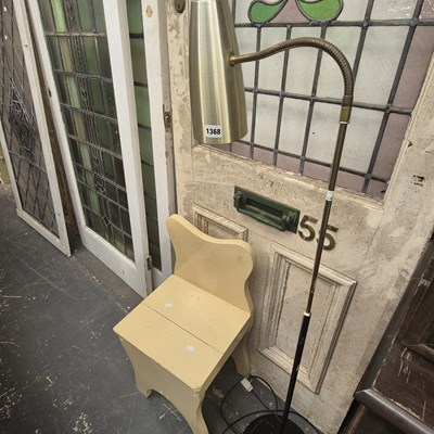 Lot 1368 - A retro lamp and a stool.