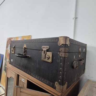 Lot 1450 - A cabin trunk