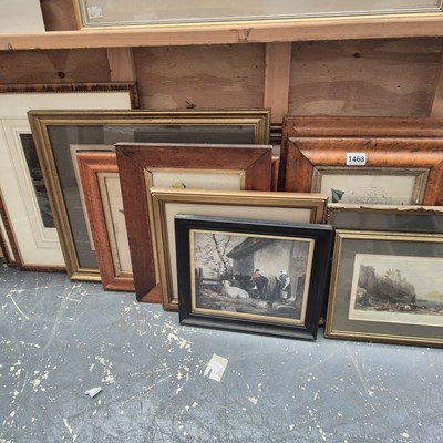 Lot 1468 - A selection of antique and other small...