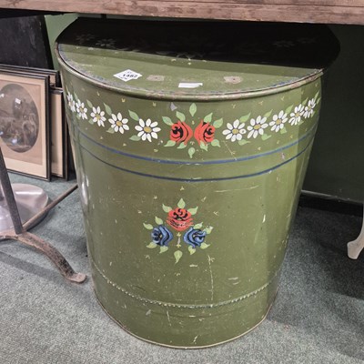 Lot 1482 - A bargeware decorated grain bin