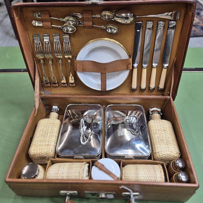 Lot 318 - A Forsyth of Glasgow leather cased picnic set...
