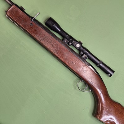 Lot 523 - Air rifle- A vintage BSA Airsporter....
