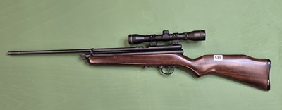 Lot 525 - Air rifle.- An SMK XS78- Co2 powered air rifle...