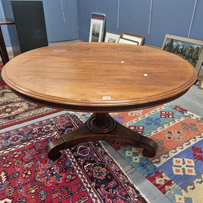 Lot 366 - A 19th century mahogany circular breakfast...