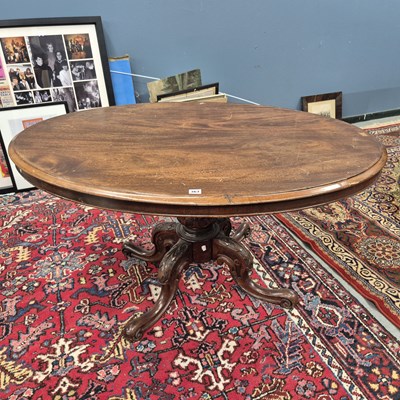 Lot 367 - A 19th century mahogany oval breakfast table...