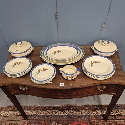 Lot 393 - A Clarice Cliff Soloman's Seal pattern part...