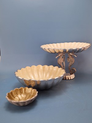 Lot 131 - Julia Knight. Peony 8.5" round deep scalloped...
