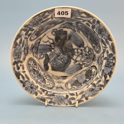 Lot 405 - A  Zhangzhou blue and white klapsmut, the...