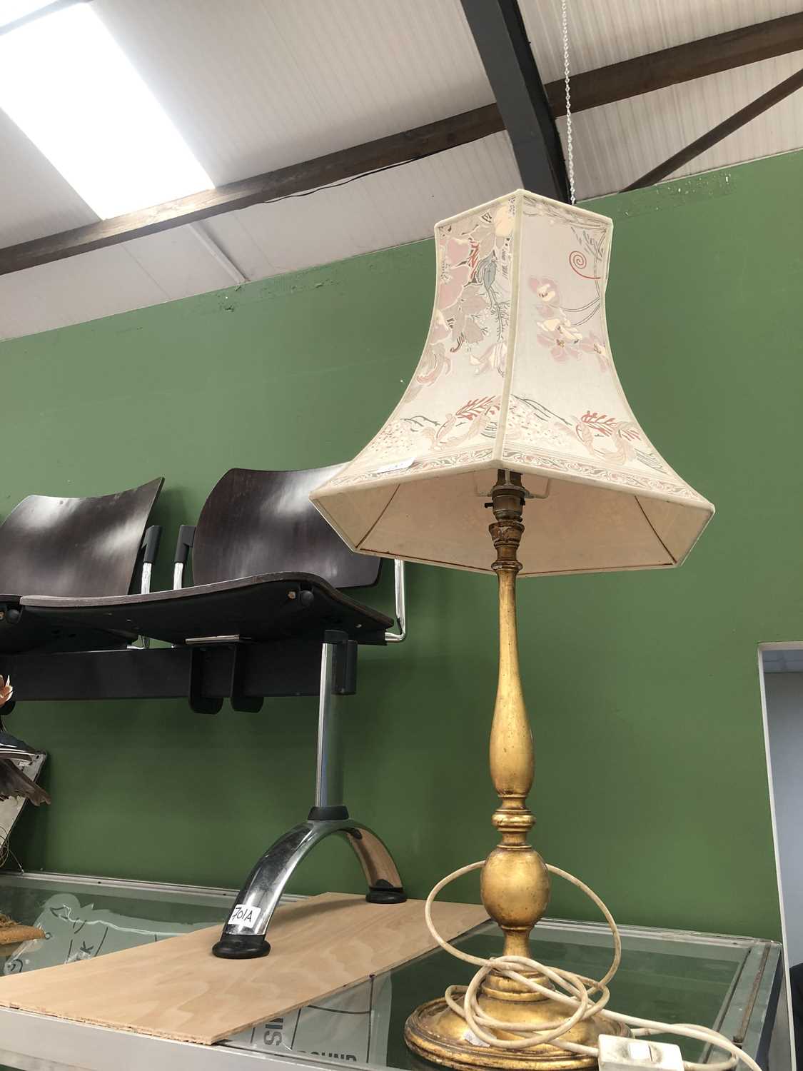 Lot 139 - A gilt table lamp