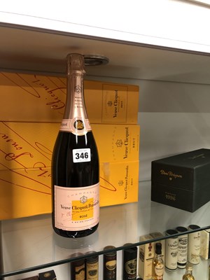 Lot 346 - ChampagneThree bottles of Veuve Clicquot Brut...