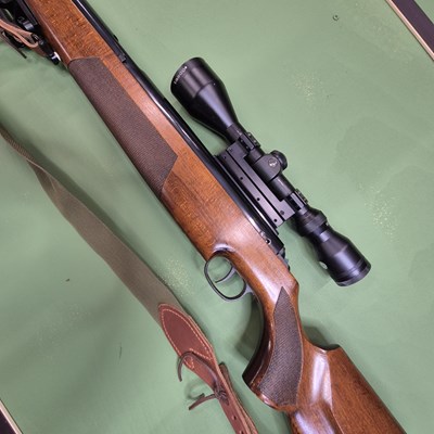 Lot 549 - Airgun- Diana Mod. 54 .22 side lever recoiless...