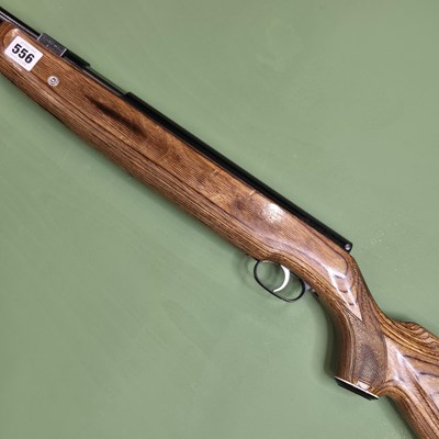 Lot 556 - Airgun- Weihrauch HW97K .177 underlever air...